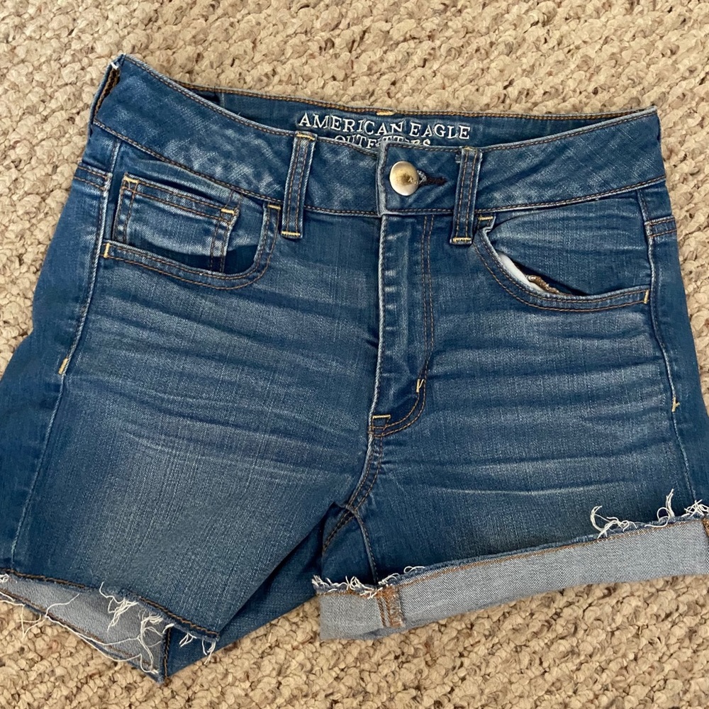 American Eagle - denim shorts
